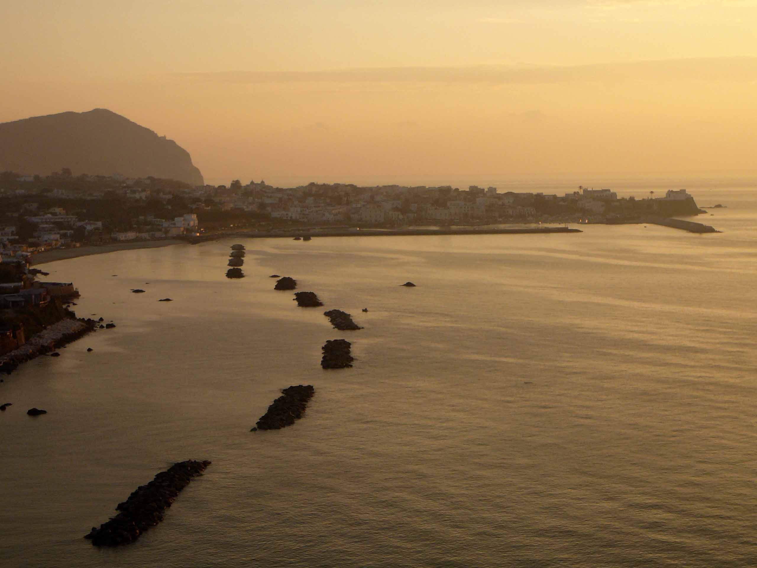 Ischia. Forio Blick auf den San Francesco Strand